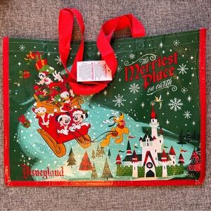 Disneyland Christmas Reusable Shopping Bag 2025. Brand new with tags.